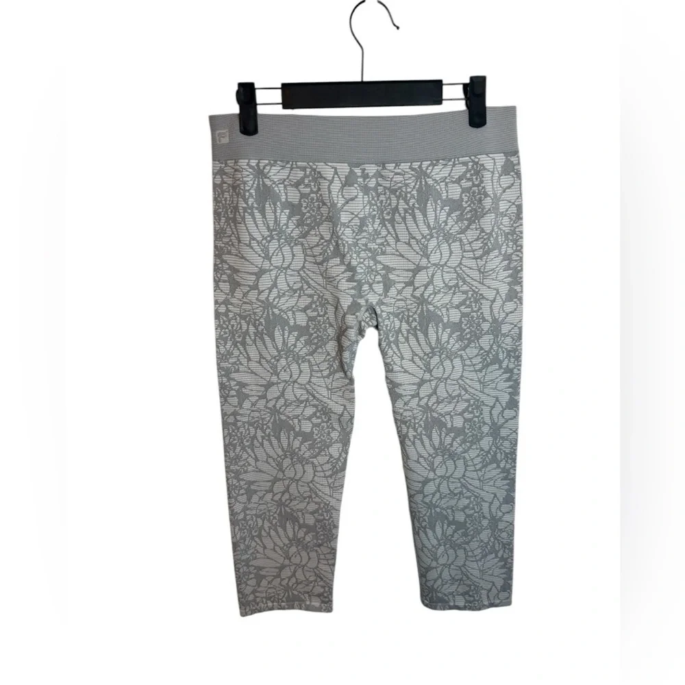 Fabletics Sebastian Seamless Cropped Gray Floral Leggings